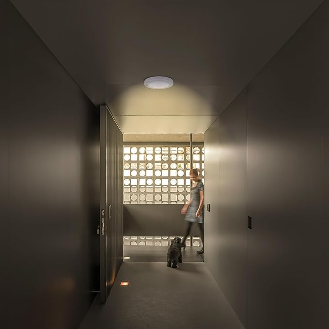 YoonLIT Flush Mount PIR Motion Sensor LED Ceiling Light, 6.2 Inch 10.5W 800 Lumen, Motion Activated Ceiling Fixture for Closet, Garage, Doorway, Stairway, Hallway, White Finish 3000K 2-Pack
