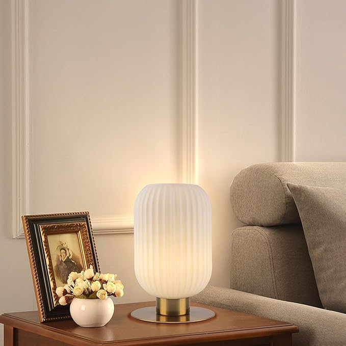 Small Bedside Table Lamp Milk Glass Table Lamp Vintage Gold Nightstand Lamp Mid Century Modern Lamps White Bedside Lamp with Brass Metal Base for Bedroom Living Room Study Office Corner