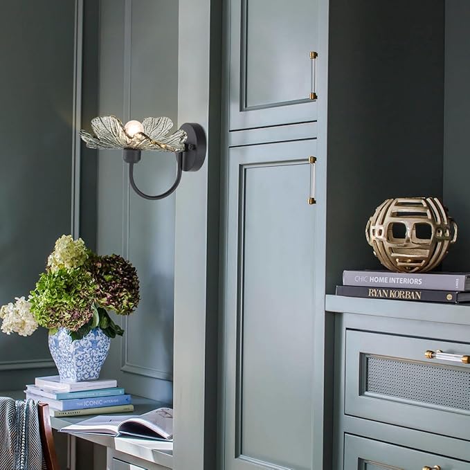 Black Bathroom Vanity Light Vintage Wall Sconce Hand Blown 1-Light Wall Lamp Bathroom Wall Sconces with Dark Green Glass Shade Black Vanity Light Over Mirror for Bedroom Hallway Living Room