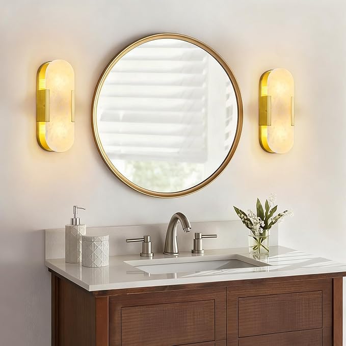 Brass Alabaster Wall Sconce, Modern Natural Marble Wall Sconces for Indoor Lighting, 13.8 in Gold Wall Lights for Bathroom Dining Room Stairs Bedroom (1-Pack)