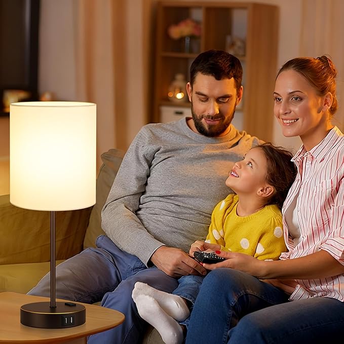 Lynnoland Set of 2 Touch Control Table Lamps with 2 USB & AC Outlet, 3-Way Dimmable Bedside Nightstand Lamps for Bedroom Living Room Nursery, 800 Lumens 3000K Warmlight Bulbs Included